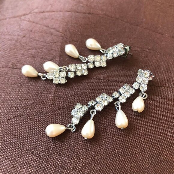 Faux Pearl (Cream) and Sparkly Rhinestone Drop Earrings, w/Silver-Tone backing - Picture 1 of 4